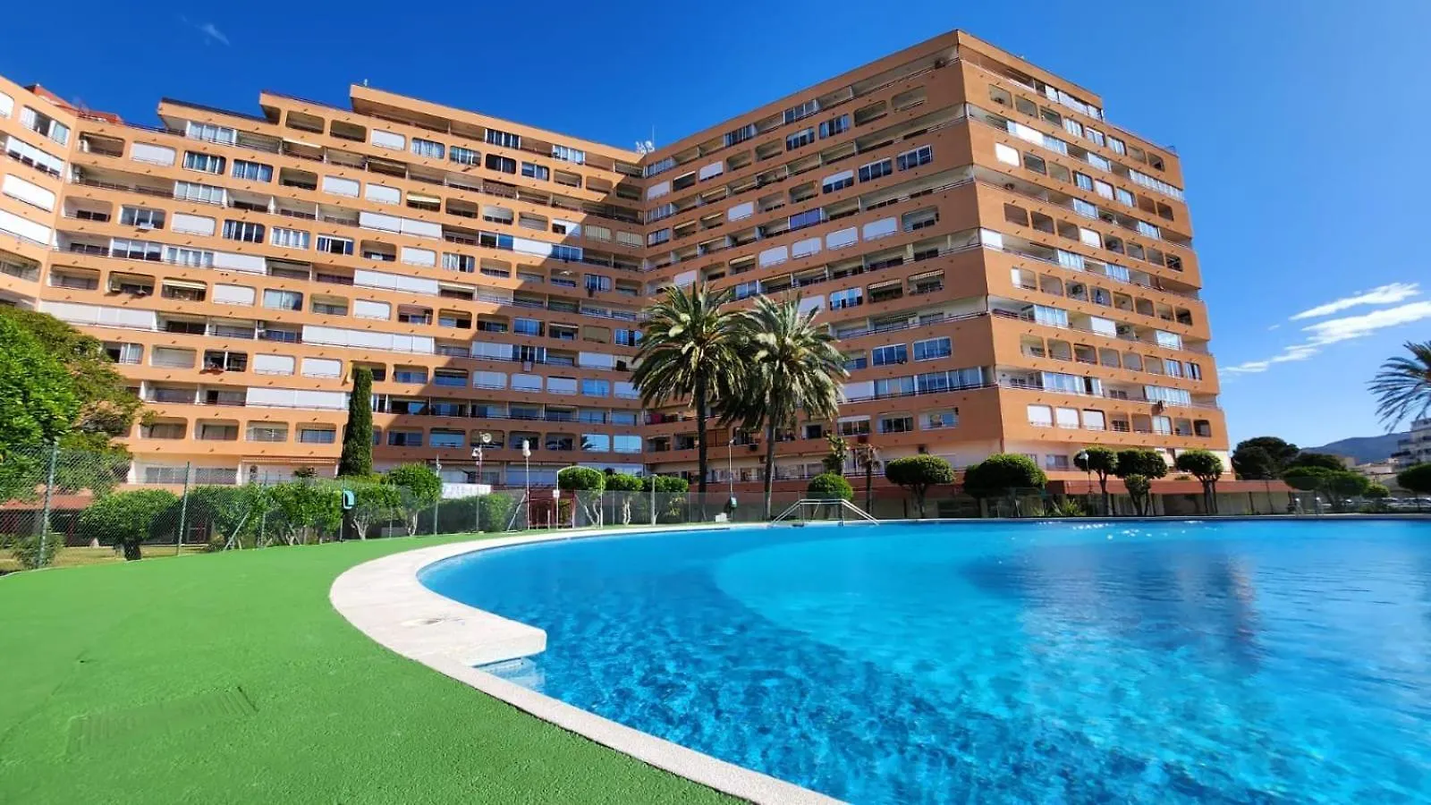 Studios Tramuntana 42 Isla De Rosas location