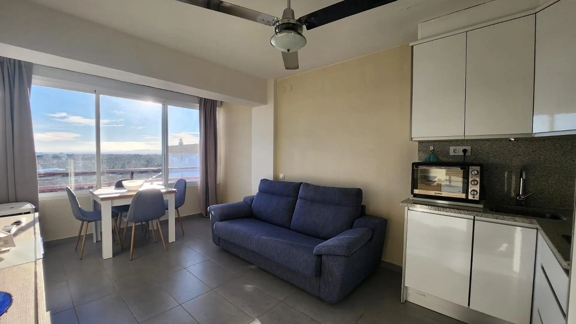 Apartment Studios Tramuntana 42 Isla De Rosas Spain