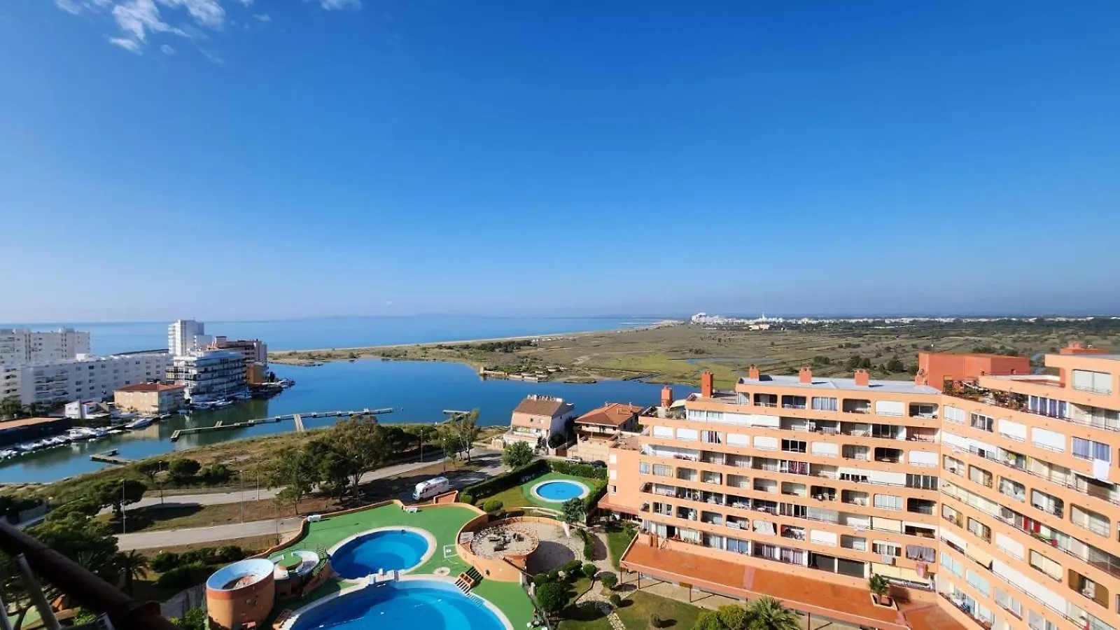 Studios Tramuntana 42 Isla De Rosas Spain