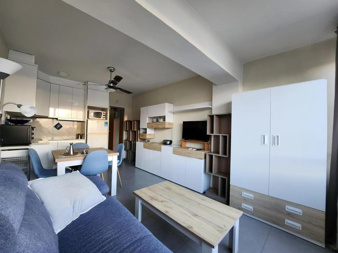 Studios Tramuntana 42 Isla De Rosas Apartment