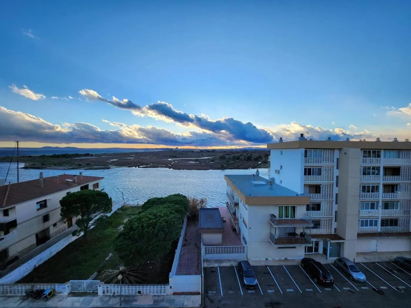 Studios Tramuntana 42 Isla De Rosas Apartment Roses